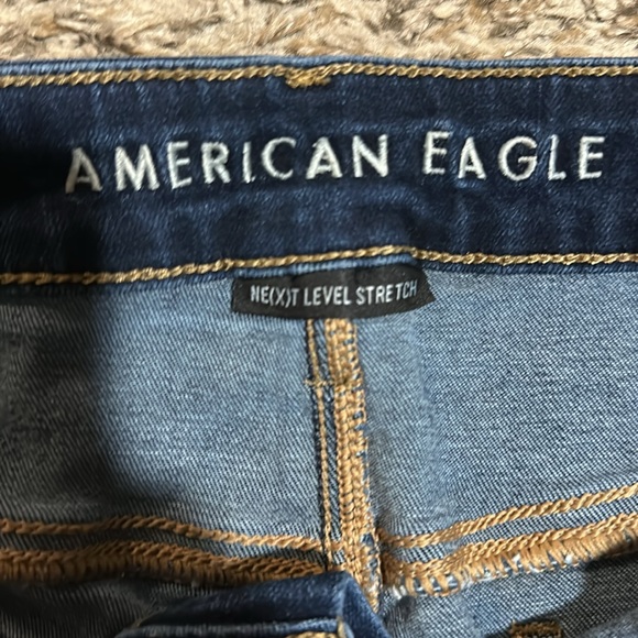 American Eagle Next Level Stretch Jegging Crop Jeans - Picture 3 of 4